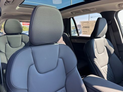 New 2026 Volvo XC90 B5 Plus image 9