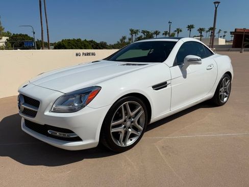 Used 2014 Mercedes-Benz SLK 250 w/ Premium Package image 2