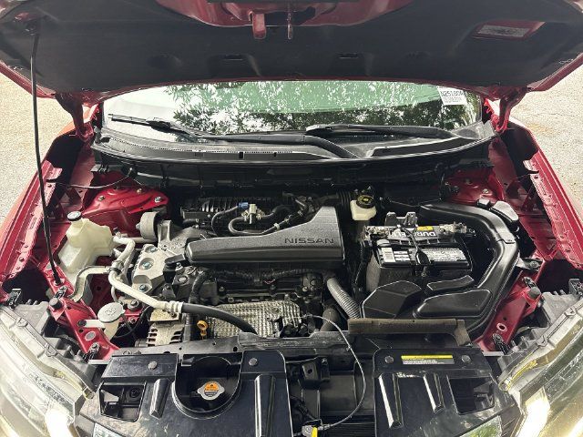 Used 2017 Nissan Rogue S FWD image 29