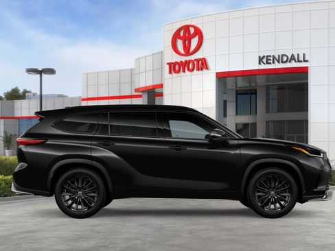 New 2026 Toyota Highlander XSE image 12