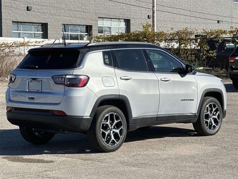 New 2026 Jeep Compass Limited image 3