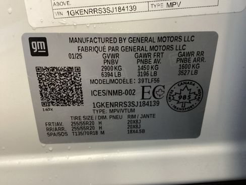 Used 2025 GMC Acadia Denali AWD/4WD image 16
