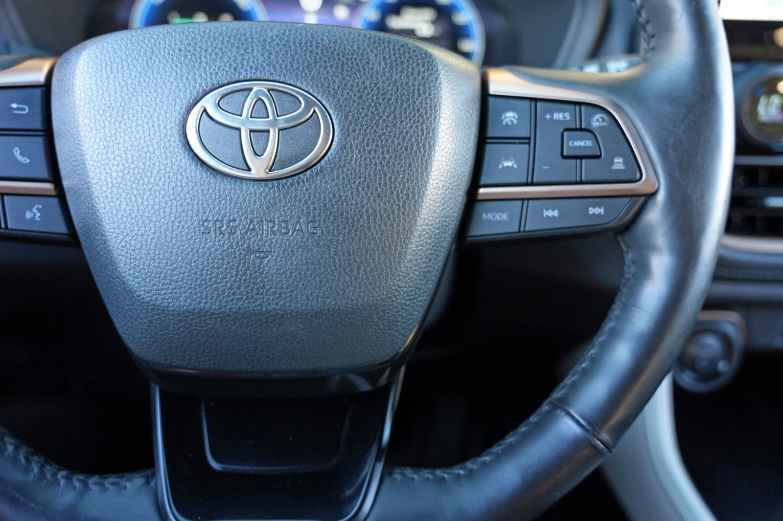 Used 2024 Toyota Grand Highlander AWD Hybrid image 23