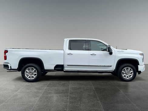 New 2025 Chevrolet Silverado 3500 High Country w/ High Country Premium Package image 8