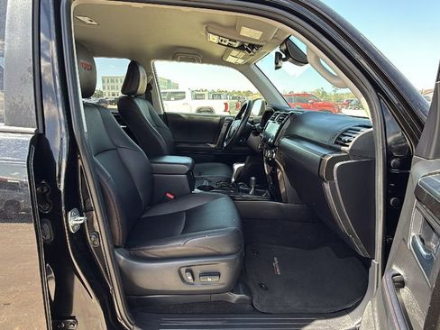 Used 2024 Toyota 4Runner TRD Off-Road Premium image 30