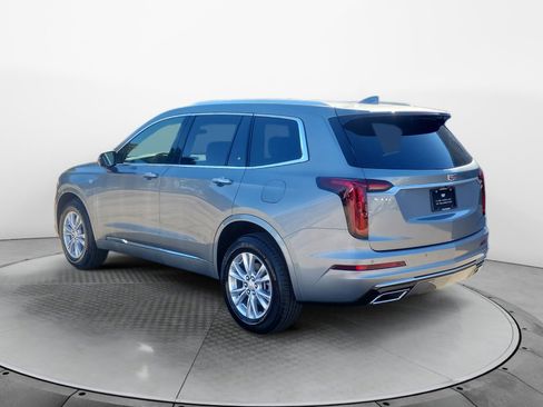 New 2025 Cadillac XT6 Luxury image 5