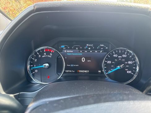 Used 2019 Ford F250 Platinum AWD/4WD image 19