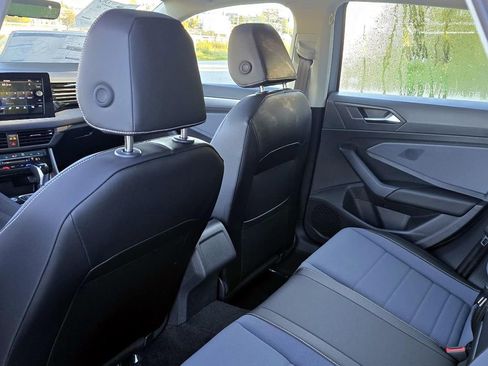 New 2026 Volkswagen Jetta SE image 25