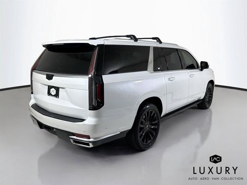Used 2024 Cadillac Escalade ESV Premium Luxury w/ Performance Package AWD/4WD image 6