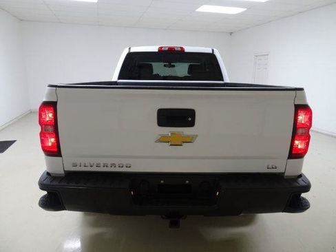 Used 2019 Chevrolet Silverado 1500 W/T w/ WT Convenience Package AWD/4WD image 5