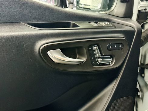 Used 2024 Mercedes-Benz Sprinter 2500 image 20