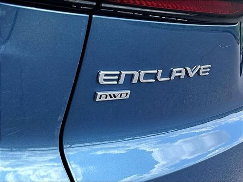 Used 2025 Buick Enclave Preferred AWD/4WD image 22