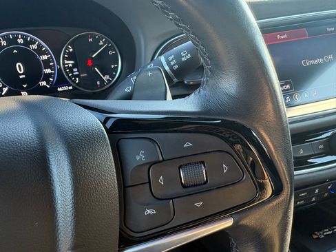 Used 2024 Buick Enclave Premium image 15