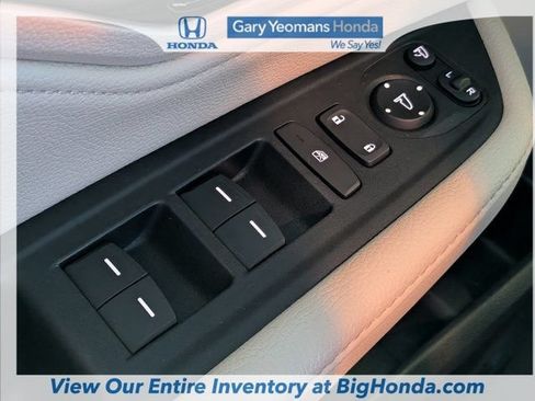 Certified 2025 Honda Odyssey Elite image 28