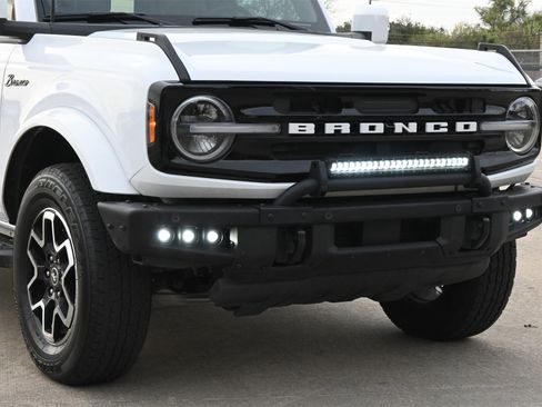 Used 2023 Ford Bronco Outer Banks image 27