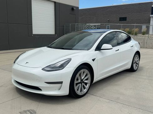 Used 2021 Tesla Model 3 Long Range AWD/4WD image 1