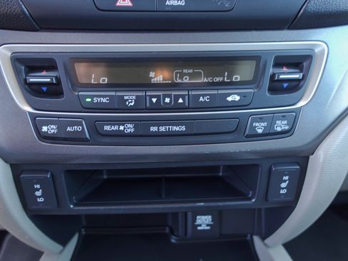 Used 2017 Honda Ridgeline RTL image 23
