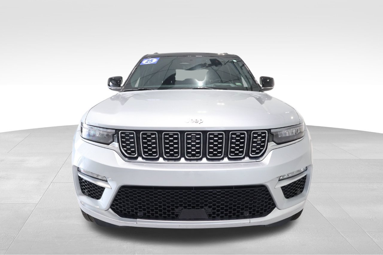 Used 2025 Jeep Grand Cherokee Summit w/ Adv Protech Group IV AWD/4WD image 7