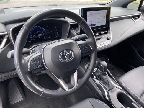 Used 2024 Toyota Corolla XSE FWD image 17
