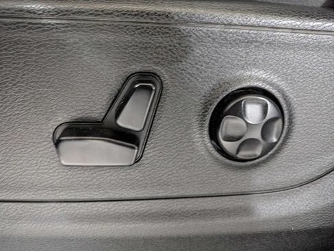 Used 2021 RAM 1500 Big Horn AWD/4WD image 19