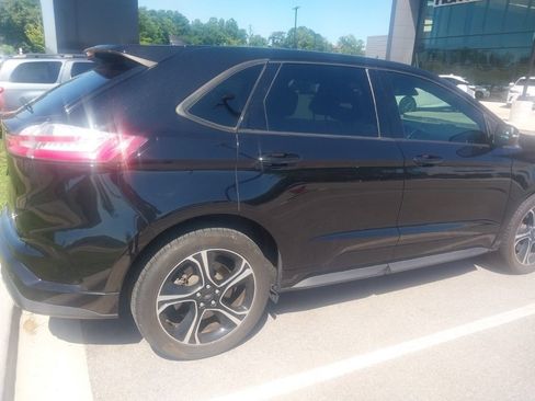 Used 2021 Ford Edge ST AWD/4WD image 3