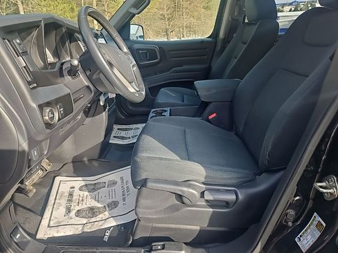 Used 2013 Honda Ridgeline Sport image 10