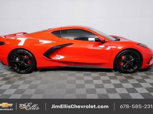 Used 2020 Chevrolet Corvette Stingray Premium Cpe w/ 3LT Preferred Equipment Group image 2