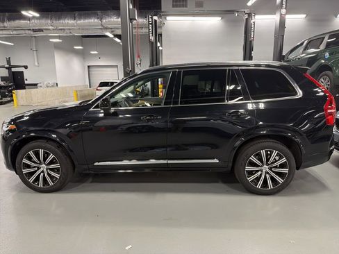 Used 2023 Volvo XC90 B5 Plus w/ Protection Package image 3