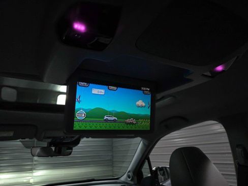 Used 2021 Honda Pilot Touring image 18