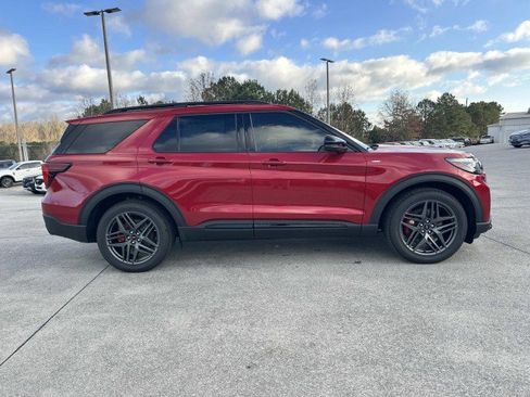 New 2026 Ford Explorer ST-Line w/ ST-Line Street Pack image 8