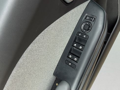 Certified 2025 Kia K4 EX FWD image 21