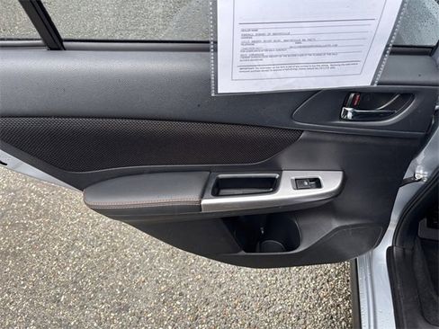 Used 2017 Subaru Crosstrek 2.0i Premium image 24