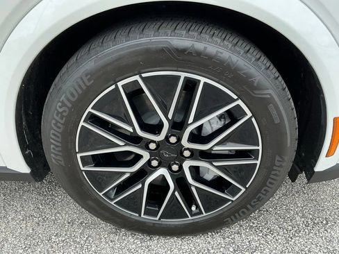 Certified 2025 Ford Mustang Mach-E Premium RWD image 24