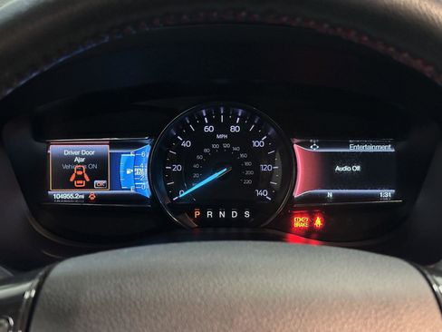 Used 2018 Ford Explorer Sport image 27