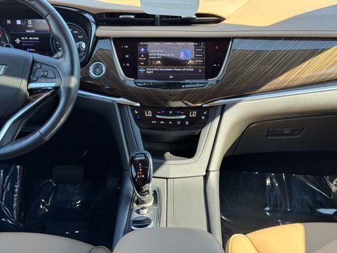 Certified 2023 Cadillac XT6 Premium Luxury w/ Platinum Package image 30