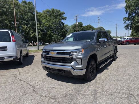 Used 2023 Chevrolet Silverado 1500 LT AWD/4WD image 1