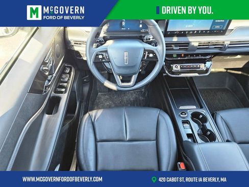 Used 2024 Lincoln Corsair AWD w/ Equipment Group 101A image 12