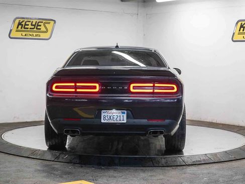 Used 2017 Dodge Challenger GT w/ GT Interior Package image 3