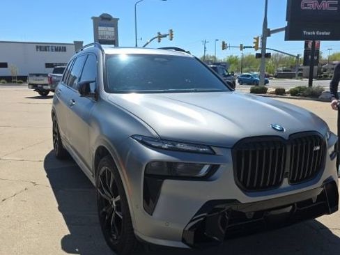 Used 2024 BMW X7 M60i w/ Executive Package AWD/4WD image 3
