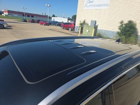 Used 2021 Hyundai Palisade Calligraphy w/ Winter Package FWD image 5
