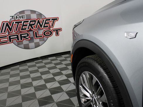 Used 2024 Cadillac XT4 Premium Luxury image 28