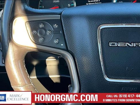 Used 2020 GMC Yukon Denali w/ Open Road Package AWD/4WD image 11
