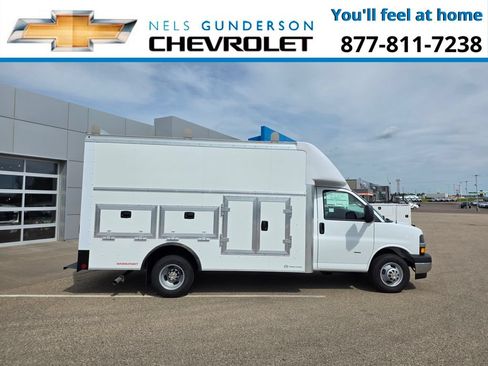New 2026 Chevrolet Express 3500 w/ Power Convenience Package RWD image 8
