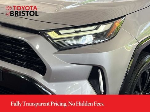 Used 2023 Toyota RAV4 XSE w/ XSE Grade Weather Package AWD/4WD image 10
