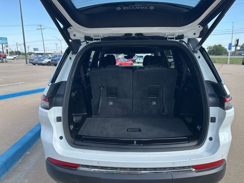 Used 2024 Jeep Grand Cherokee L Laredo w/ Luxury Tech Group I image 14