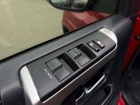 Used 2015 Toyota 4Runner SR5 image 14