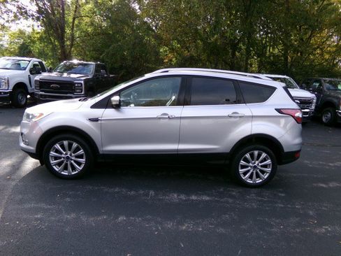 Used 2017 Ford Escape Titanium image 6