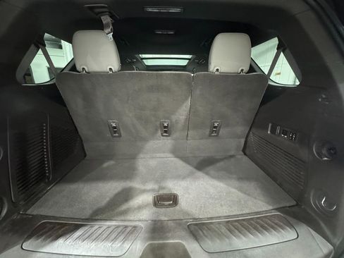 Used 2021 GMC Yukon SLT w/ SLT Luxury Plus Package image 38