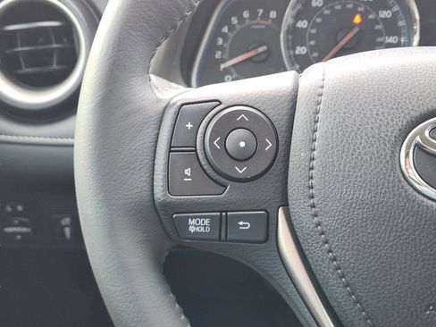 Used 2014 Toyota RAV4 Limited w/ Technology Package FWD image 28