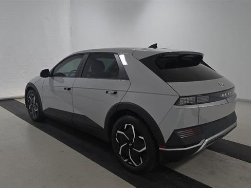 Used 2024 Hyundai Ioniq 5 SEL image 6